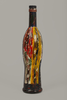 Bouteille peinte de motifs absraits